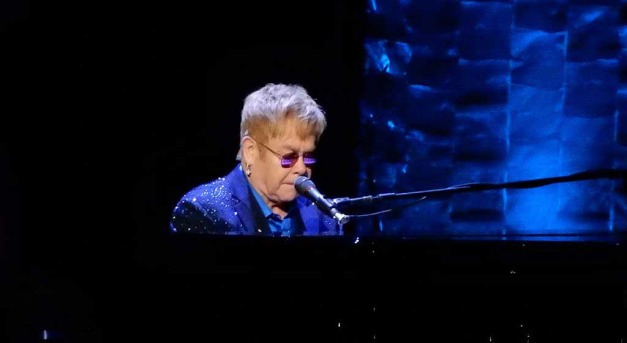 Elton John: Az ukrán nép nem érdemli meg ezt a rémálmot